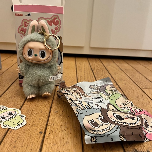 Exciting Macaron Green Grape - Picture 5 of 5